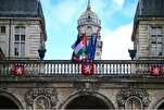 Palestinian Flag Raised in Dozens of French, UK Cities