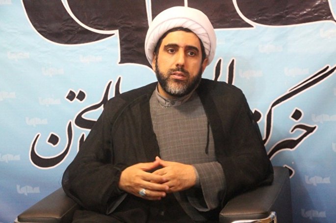 بزرگ&zwnj;ترین ظلم نگاه تک&zwnj;بعدی به قرآن است / بداخلاقی بزرگ&zwnj;ترین آسیب اجتماعی است