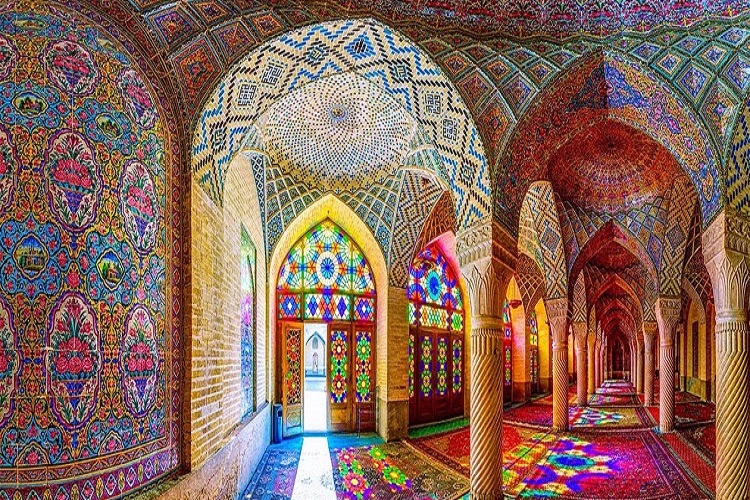 مسجد مختص به نماز جماعت نیست