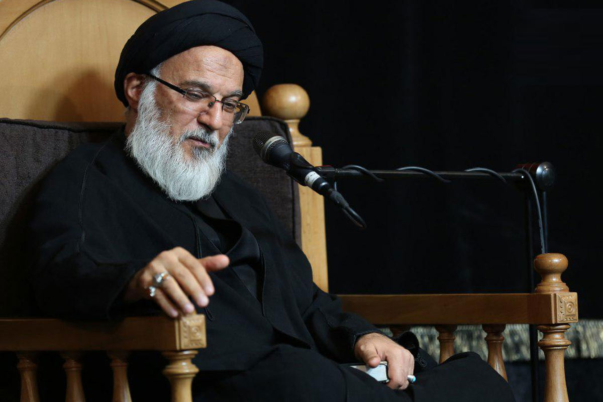 لزوم پرهیز از اهداف سطحی برای دستیابی به اهداف متعالی