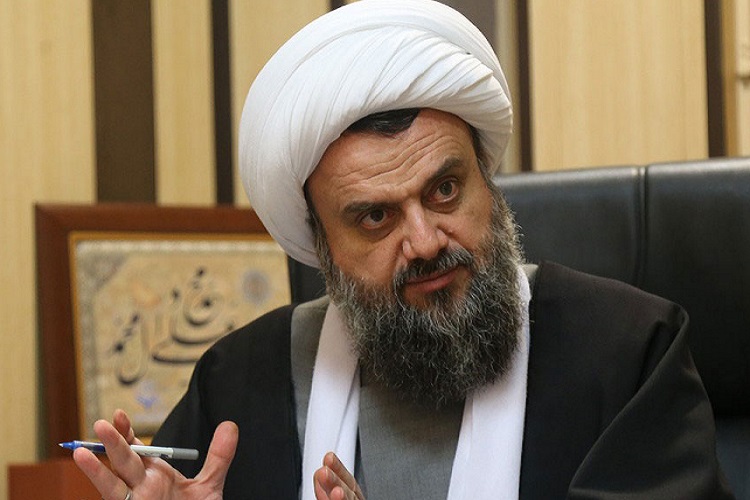 قرائت هر روایتی در منبر جایز نیست