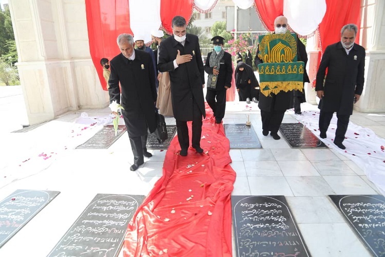 حضور کاروان زیر سایه خورشید در بندرعباس