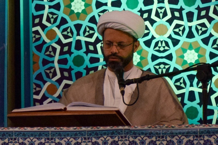 حجت الاسلام نقش بندی معاون امور قرآنی دفتر امام جمعه کیش