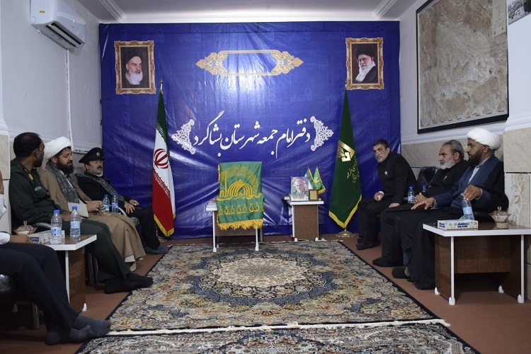 دیدار کاروان زیر سایه خورشید با امام جمعه بشاگرد