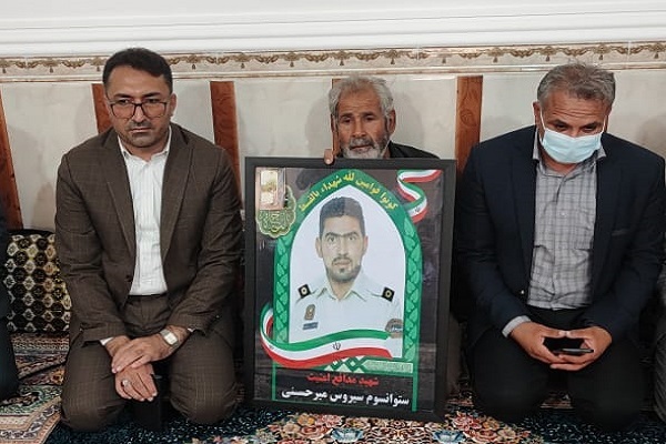 دیدار رئیس کل دادگستری هرمزگان با خانواده شهید میرحسینی