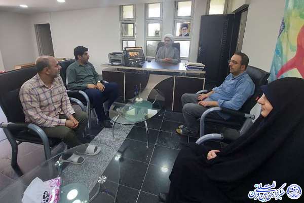 مساجد محفل گسترش هنر ارزشی و دینی شود