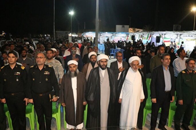 رمز ماندگاری انقلاب اسلامی فاصله‌ نگرفتن از آرمان‌های انقلاب است