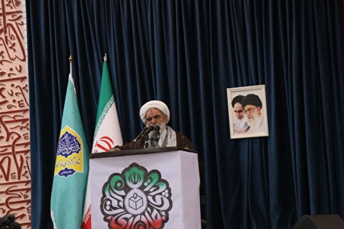 فرهنگ پول‌پاشی در انتخابات باید برچیده شود