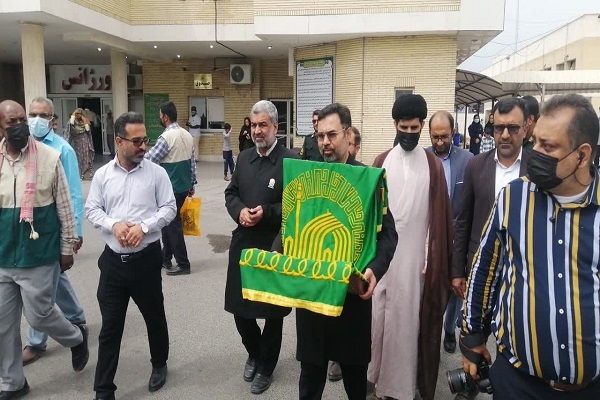 کاروان زیر سایه خورشید در میناب