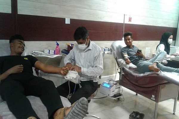 ارسالی/ اهدای خون توسط بچه مسجدی ها در ماه محرم