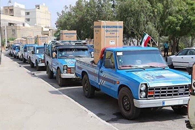 39 سری جهیزیه به نوعروسان حاجی‌آبادی اهدا شد