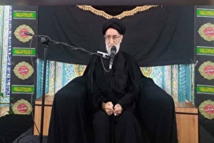 شب قدر فرصتی برای بهره‌مندی از رحمت و بخشش الهی است