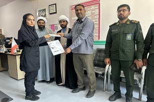 تجلیل از برگزیدگان مسابقه طراحی با موضوع مقاومت در بستک