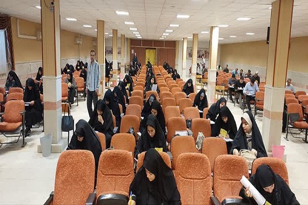 برگزاری آزمون مرحله استانی بخش معارفی مسابقات سراسری قرآن + عکس