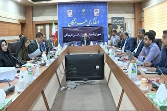 تغذیه رایگان در برنامه مدارس هرمزگان قرار گرفت