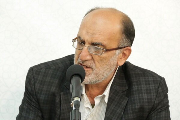 استاد حشمت‌پور در امر تدریس بی‌مانند بود