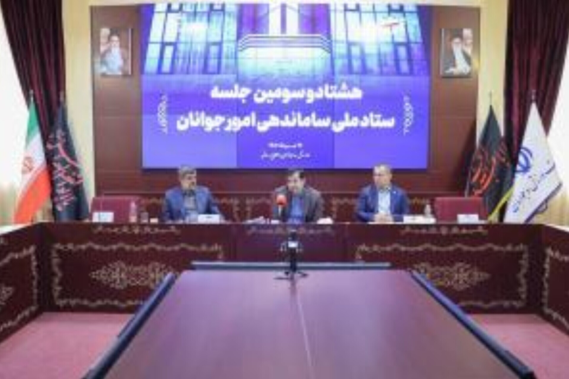 جریان حکمرانی باید زمینه حضور جوانان را فراهم کند