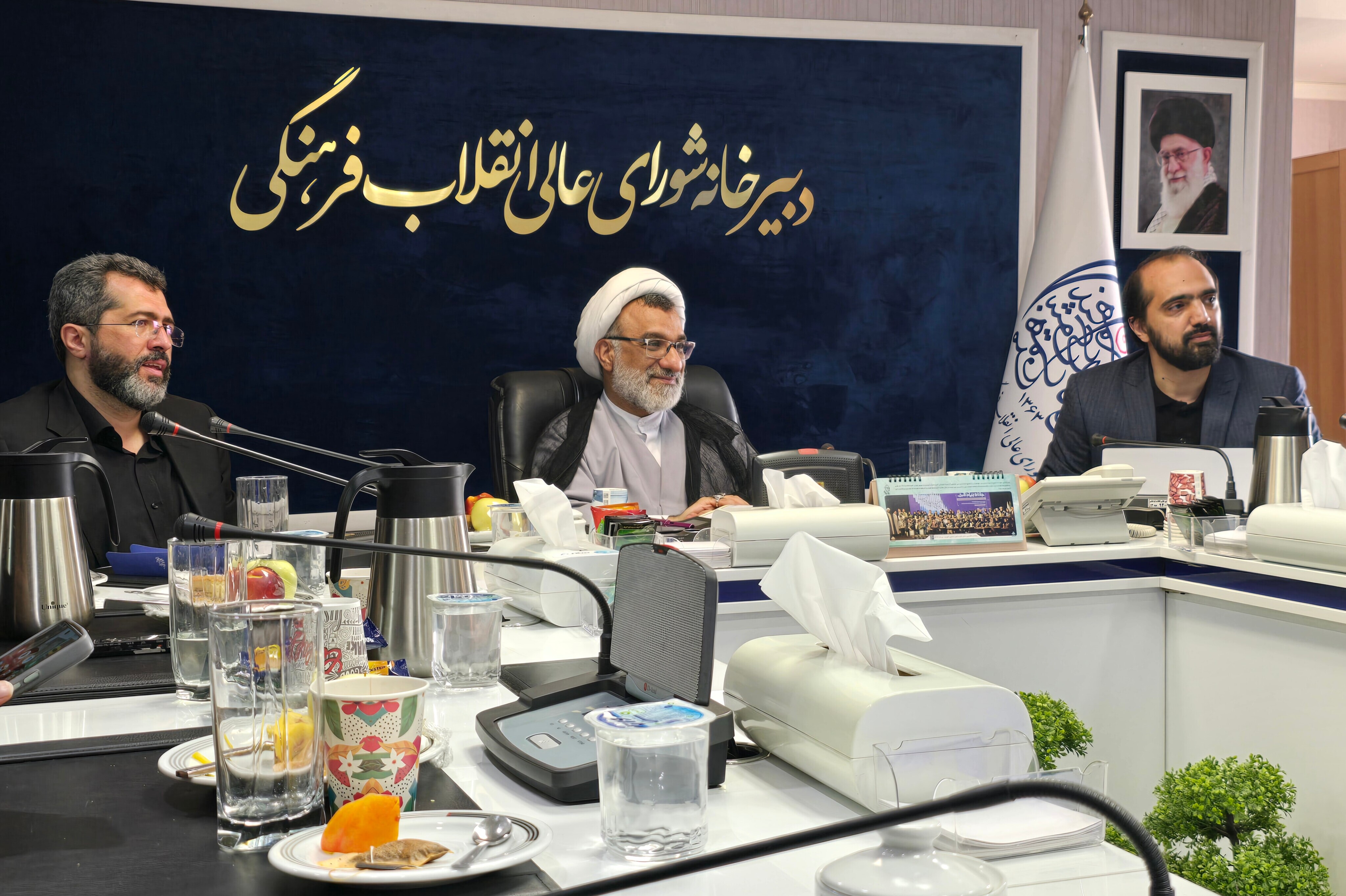 رسانه‌ها مطالبه‌گر و مسئولان پاسخگو باشند