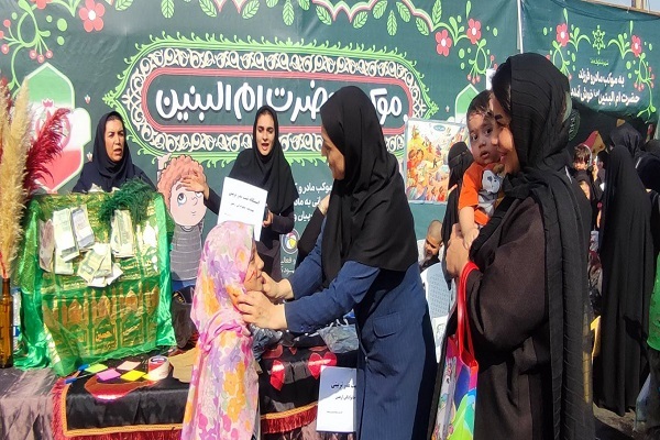 ارائه خدمات ویژه به مادران و کودکان در راهپیمایی جاماندگان اربعین