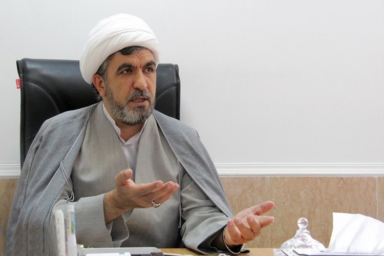 بسیاری از مشکلات جامعه با تأسی به سیره امام رضا(ع) قابل حل است