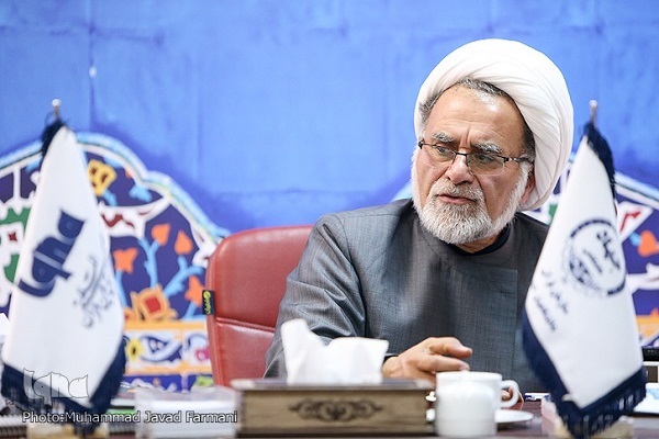 فرصت جهانی‌سازی اندیشه شیعی با توسعه شبکه رسانه‌ای حرم رضوی