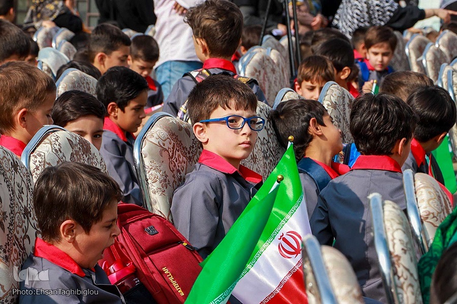 آغاز جشن شکوفه‌ها برای بیش از یک میلیون کلاس اولی