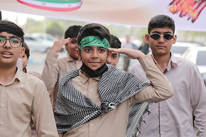 عکس | راهپیمایی یوم‌الله ۱۳ آبان در بندرعباس