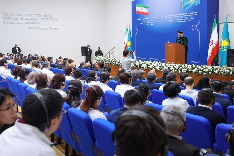 اعلام آمادگی ایران برای گسترش همکاری‌های علمی و فناورانه با قزاقستان