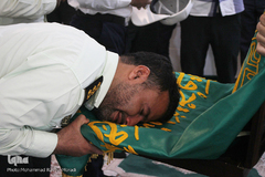 کاروان زیر سایه خورشید در محور غرب استان هرمزگان