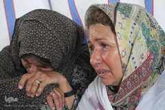 کاروان زیر سایه خورشید در روستای بستک