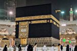 La Kaaba solennellement purifiée avec de l’eau de Zamzam et de la rose
