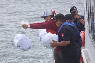 Ipinakilala ng Sarawak ng Malaysia ang Eko-Palakaibigan na Paraan ng Pagtapon para sa Lumang mga Quran