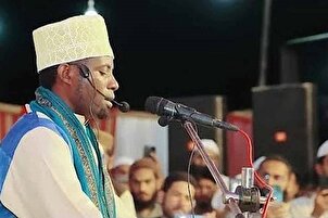 دعیدی شعبان په اوږدو ساګانو سره د ضحی سورې بې مخینې تلاؤت(فیلم)