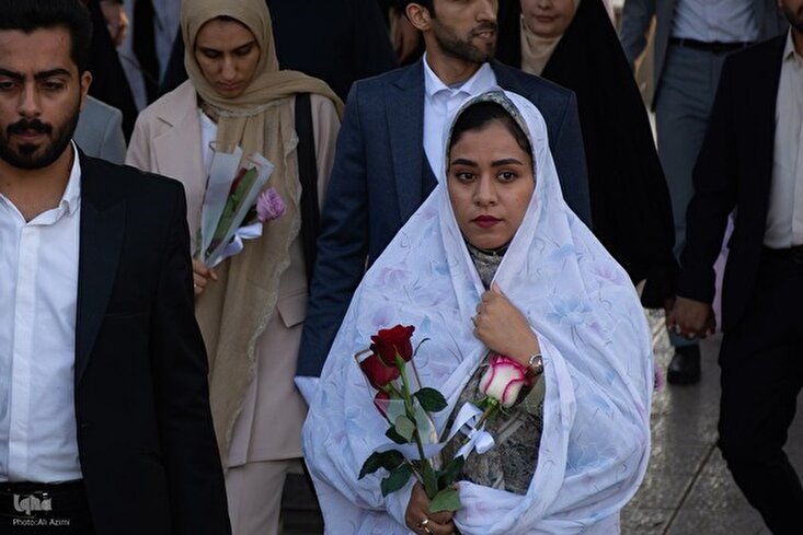 Em Fotos: Celebração de Casamento Coletivo para Estudantes Universitários em Isfahan