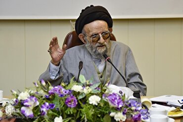 Msomi maarufu wa Qur'ani wa Iran Seyyed Mohammad Baqer Hojjat afariki akiwa na umri wa miaka 92